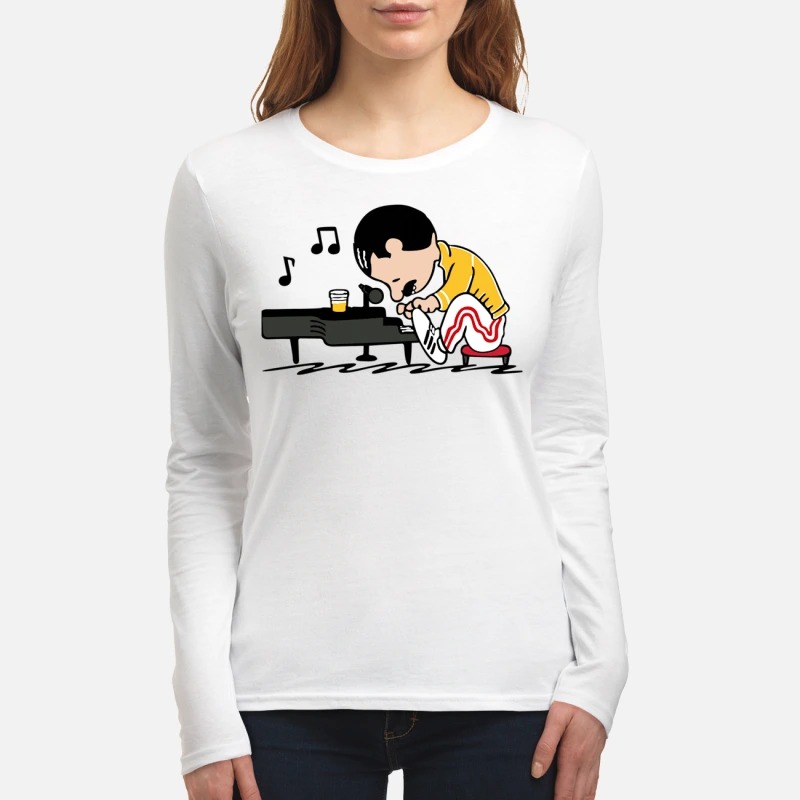 Freddie Mercury playing piano and cats women's long sleeved shirt