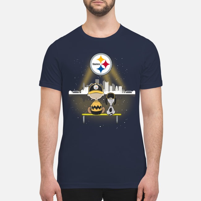 Snoopy and Charlie wathcing Pitburg Steelers premium men's shirt