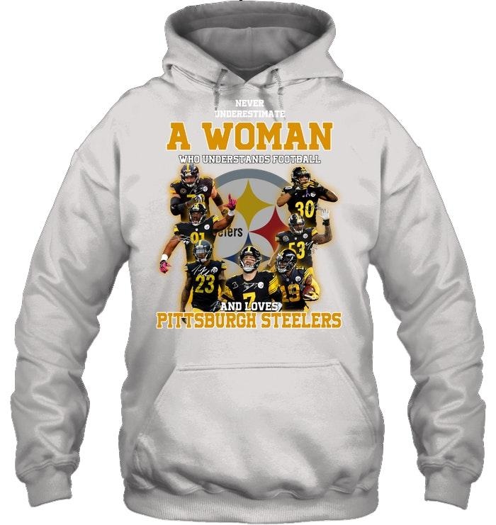 A woman who understand football and love Pittsburgh Steelers shirt and hoodie