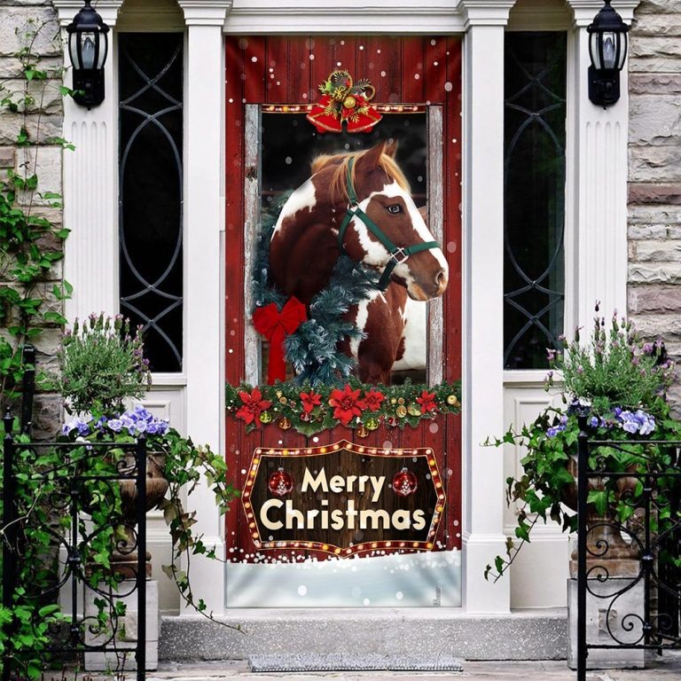 Christmas horse door cover