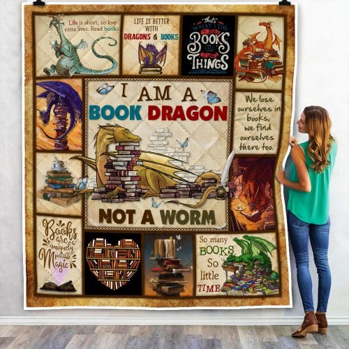 I am a book dragon not a worm quilt 3