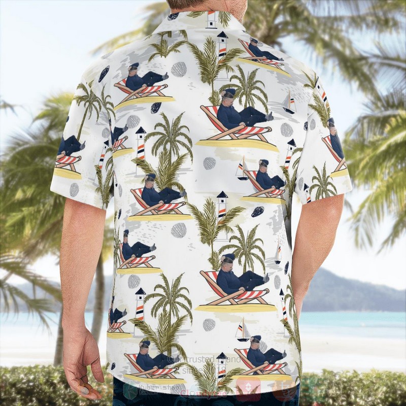 Man_and_Lighthouse_In_The_Sea_Hawaiian_Shirt_1