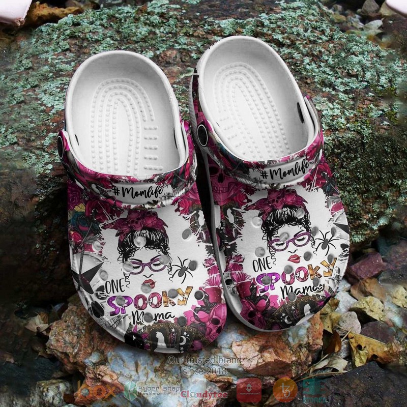 Momlife_One_Spooky_Mama_Crocs_Crocband_Shoes_1_2