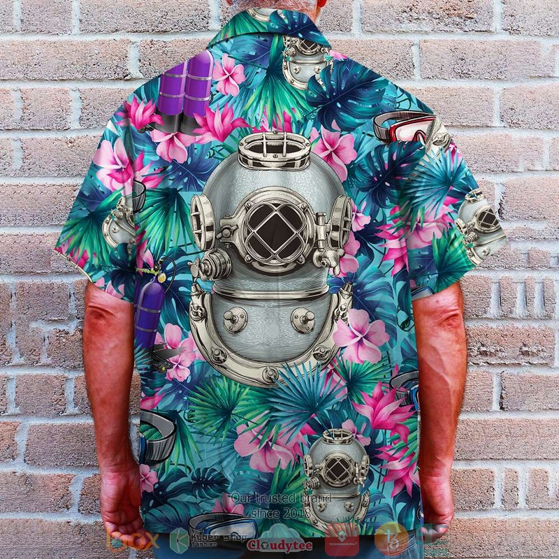 Scuba_diving_Hawaiian_Shirt_1_2