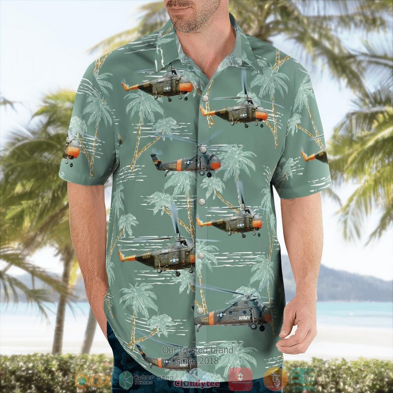 United_States_Army_Aviation_Museum_Sikorsky_H-19D_Chickasaw_Hawaiian_Shirt_1_2