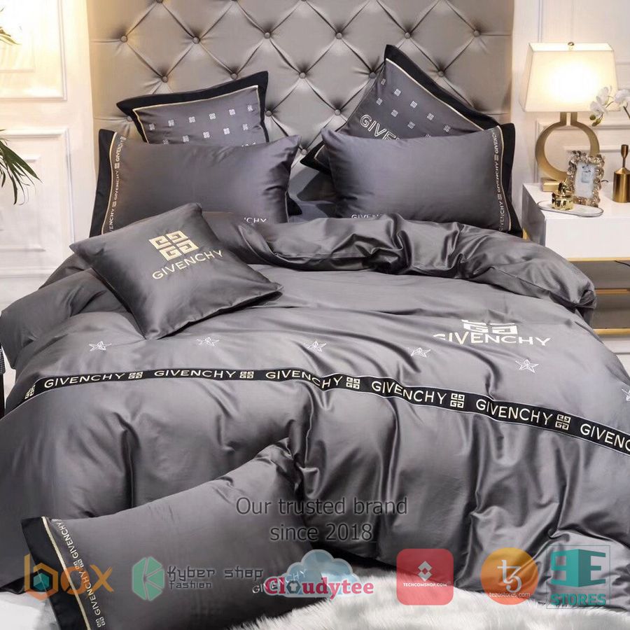 Givenchy Grey Bedding Set 1