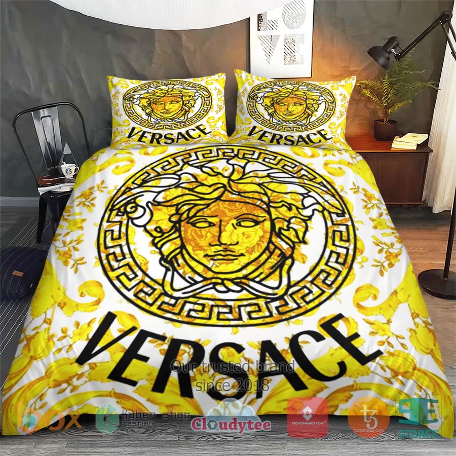 Versace Medusa Pattern Yellow Bedding Set 1